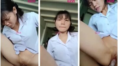 เย็ดสดหีนักเรียน กลับจากเลิกเรียน เงี่ยนหีจัดนั่งขย่มควย เย็ดกันโคตรมันส์ เย็ดสดคาชุดนักเรียน ปล่อยน้ำว่าวแตกในหี
