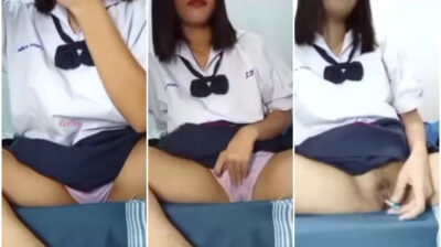 เด็กมัธยม 3 เลิกเรียนเเล้วเงี่ยนหี ตั้งหล้องเบ็ดหีช่วยตัวเอง