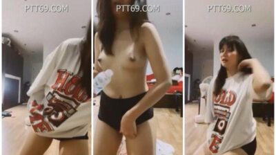 หลุดนักศึกษา ดาวมหาลัยคอลเสียวไลน์ นมเล็กน่าเย็ดเสียงไทยชัดเจน