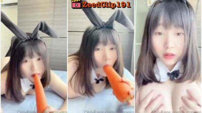 สาวโชว์อมควย เลียไม่หยุด เบิร์นแครอทเหมือนดูดหัวควย เลียยั่ว ๆ แล้วเย็ดกันต่อไม่ยั้ง